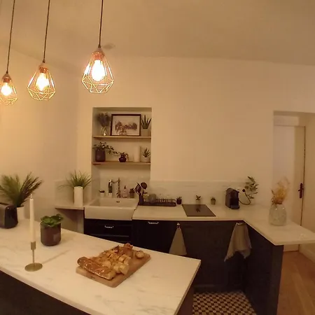 Apartment Center 6eme ,gare Montparnasse 1 Minute,5 Minute Eiffel Tour And Louvre Meusm *